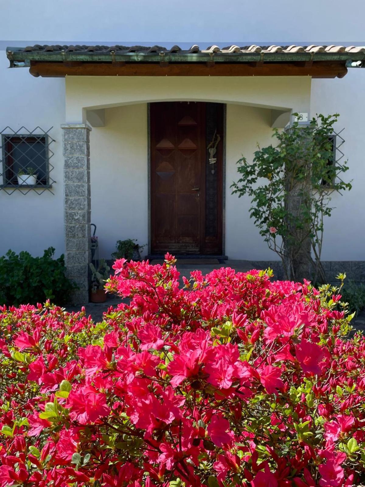 Villa Le Bricolle Viggiù Exterior foto